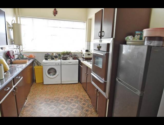 1 BEDROOM APARTMENT FOR SALE IN FAIRWAY